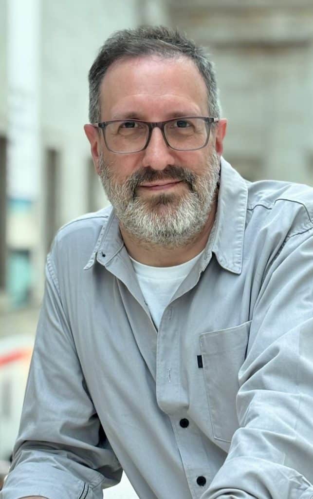 A headshot image of Graeme Piper of DropCapCopy - Freelance copywriting services in Devon, UK.